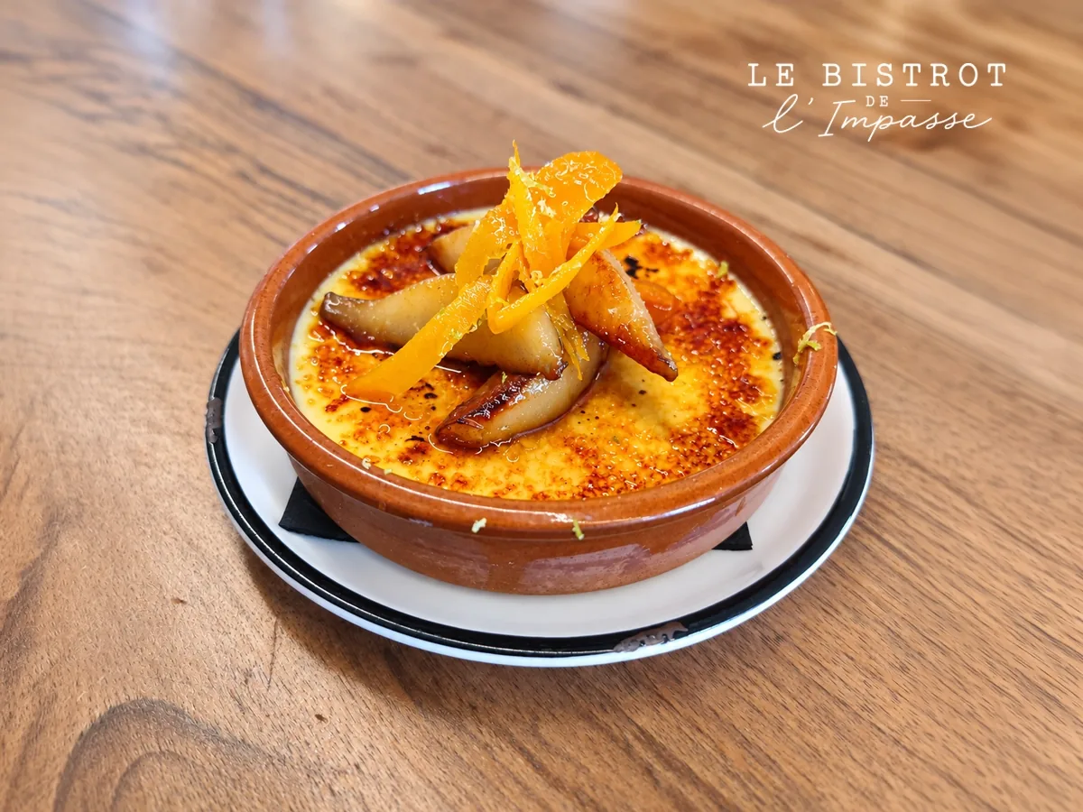 Crème brûlée à la poire, dessert maison du Bistrot de l'Impasse à Caux